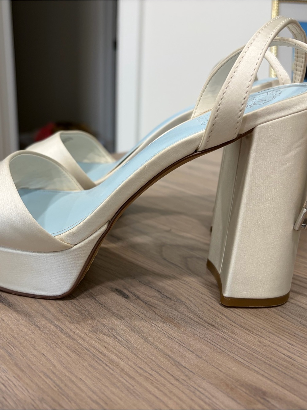 Vince Camuto Pendry Platform Sandal